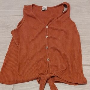 Paper Crane Rust Button-Front Tank Top